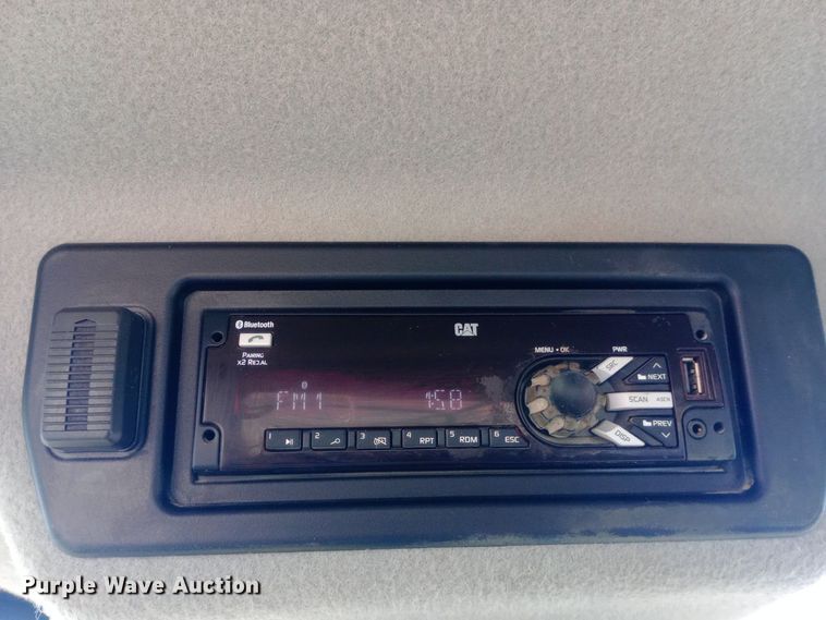 image for item EO0555 2015 Caterpillar 972M wheel loader