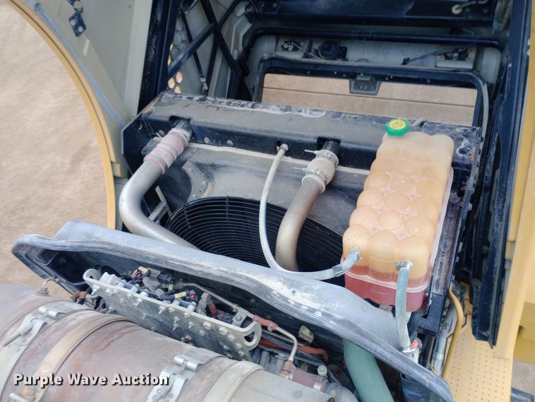 image for item EO0555 2015 Caterpillar 972M wheel loader