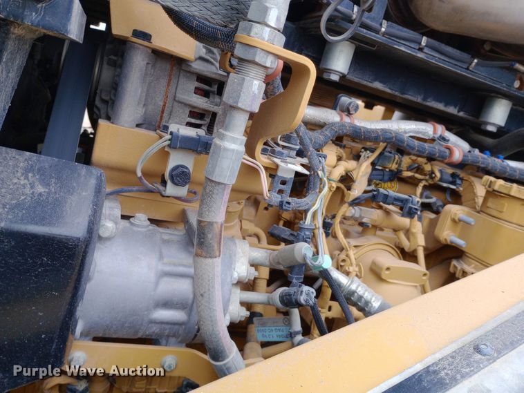 image for item EO0555 2015 Caterpillar 972M wheel loader