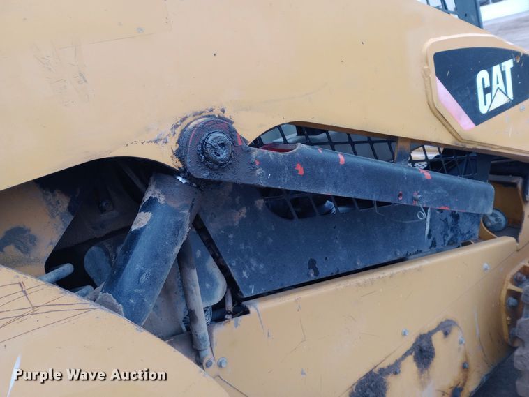 image for item EO0556 2008 Caterpillar 262C skid steer loader