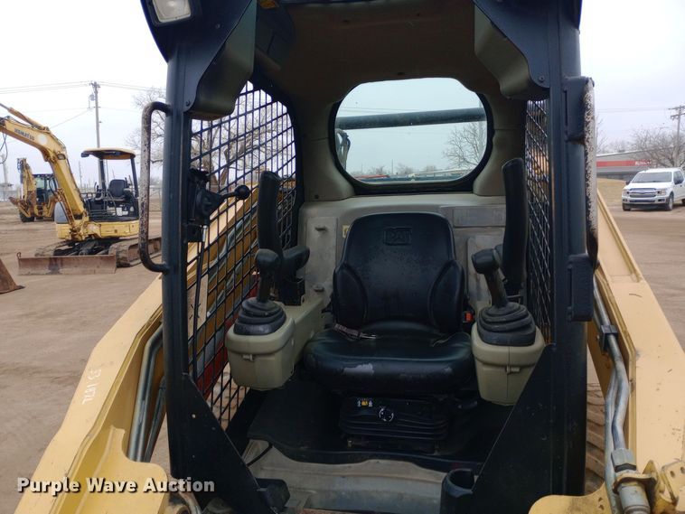 image for item EO0556 2008 Caterpillar 262C skid steer loader