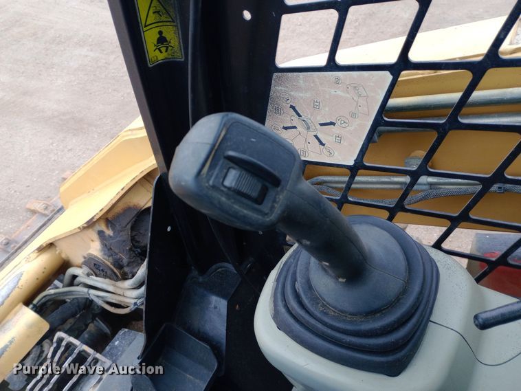 image for item EO0556 2008 Caterpillar 262C skid steer loader