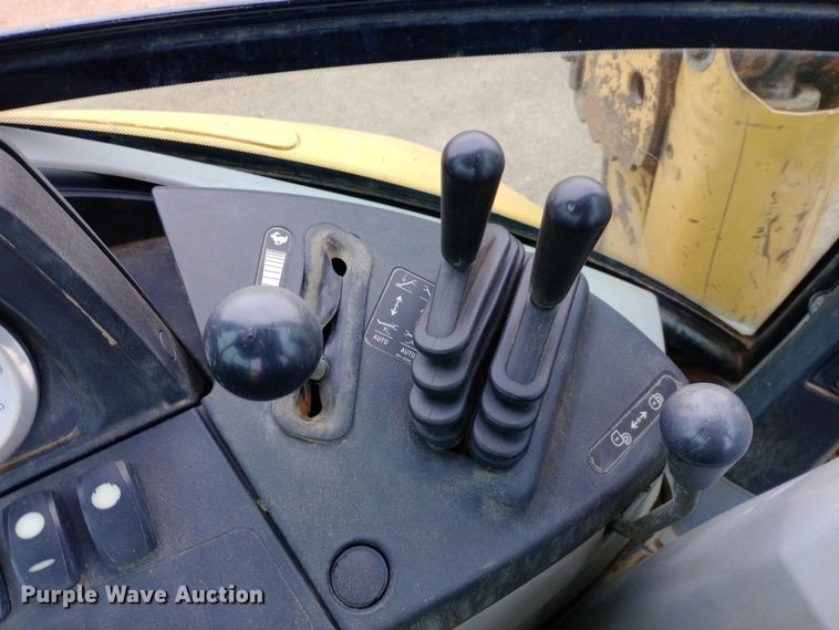 image for item EO0558 2009 Caterpillar 420E IT backhoe