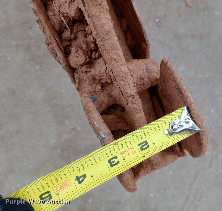 image for item EO0559 2009 Vermeer P185 Renegade cable plow