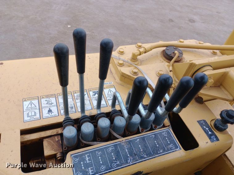 image for item EO0559 2009 Vermeer P185 Renegade cable plow