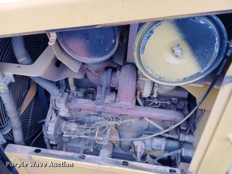 image for item EO0559 2009 Vermeer P185 Renegade cable plow