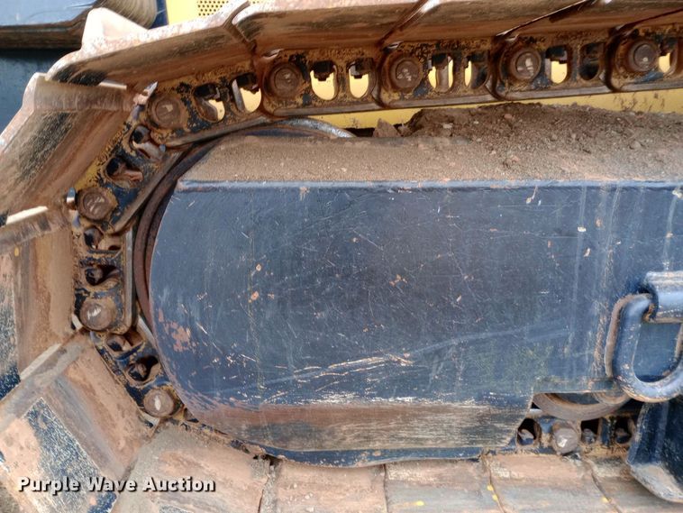 image for item EO0559 2009 Vermeer P185 Renegade cable plow