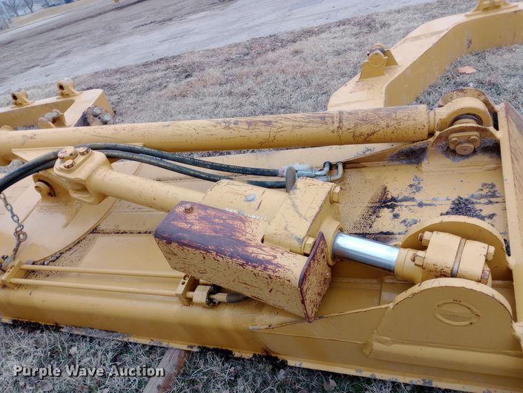 image for item EO0561 Caterpillar D8 A dozer blade