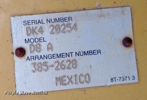 image for item EO0561 Caterpillar D8 A dozer blade