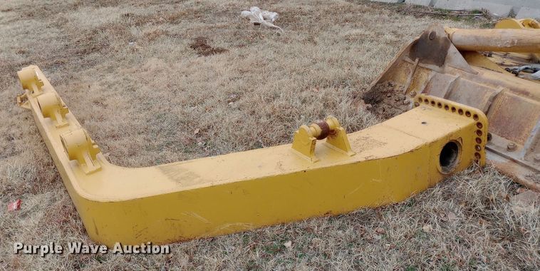 image for item EO0561 Caterpillar D8 A dozer blade