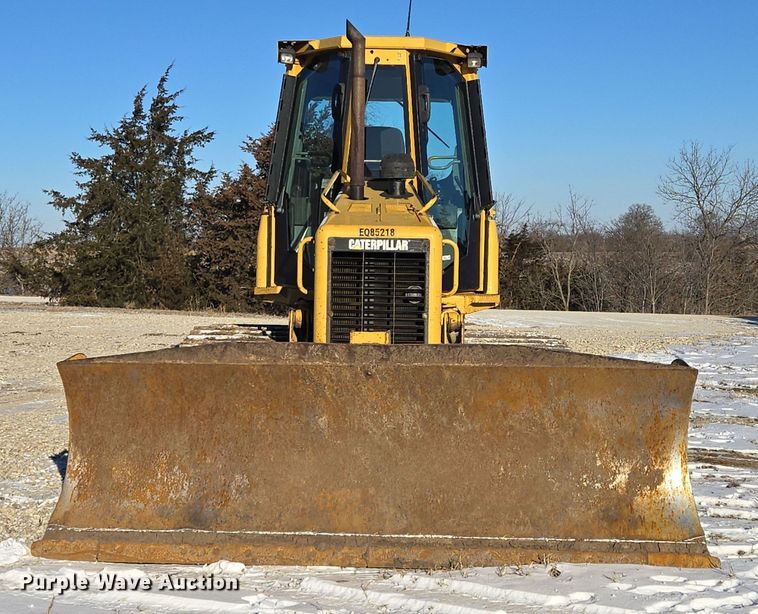 image for item EQ3898 2003 Caterpillar D5G dozer
