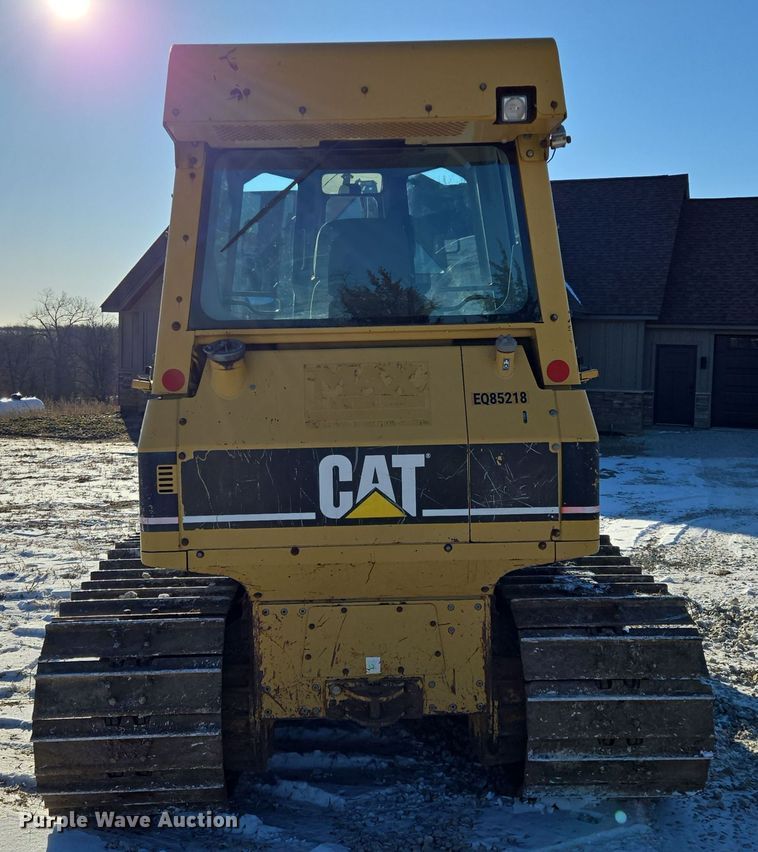 image for item EQ3898 2003 Caterpillar D5G dozer