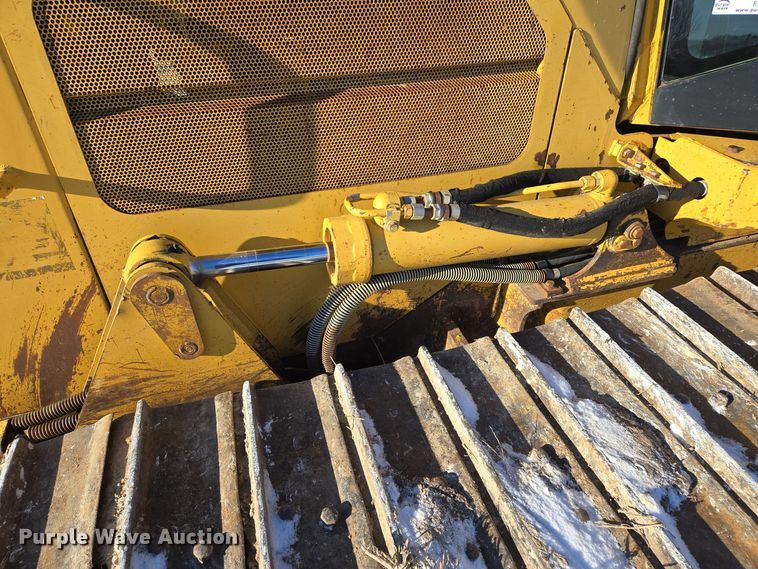 image for item EQ3898 2003 Caterpillar D5G dozer