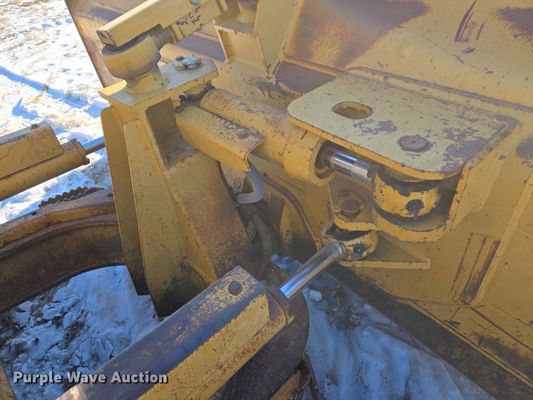 image for item EQ3898 2003 Caterpillar D5G dozer