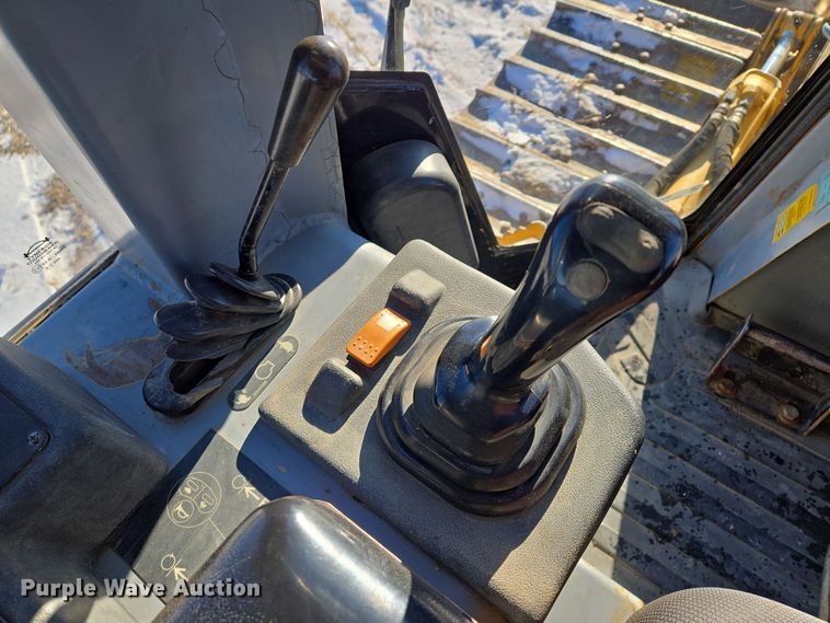 image for item EQ3898 2003 Caterpillar D5G dozer