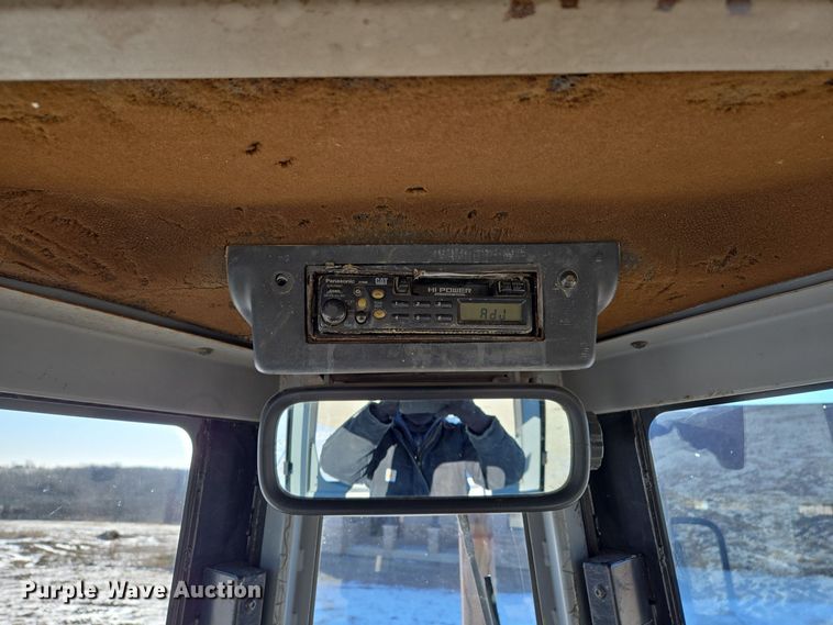 image for item EQ3898 2003 Caterpillar D5G dozer