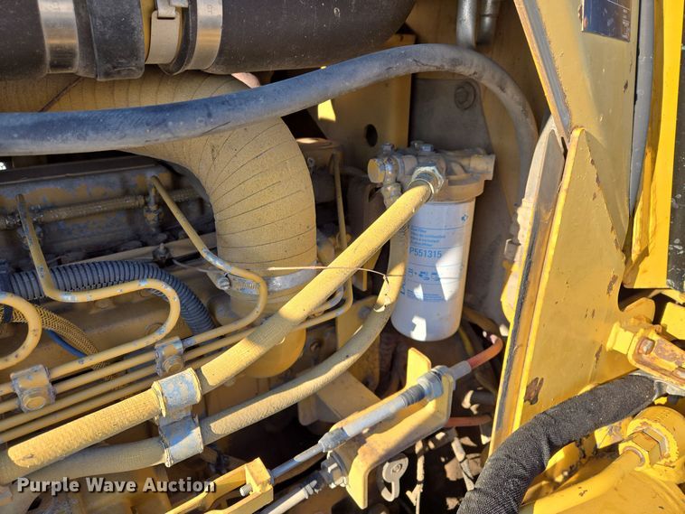 image for item EQ3898 2003 Caterpillar D5G dozer
