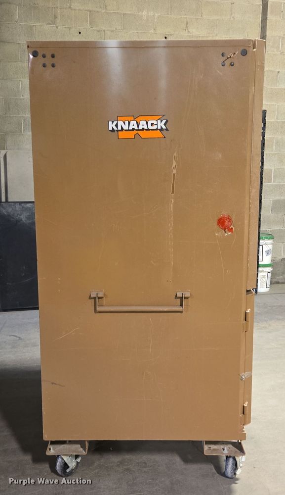 image for item EQ3922 (2) Knaack 119-01 job box 