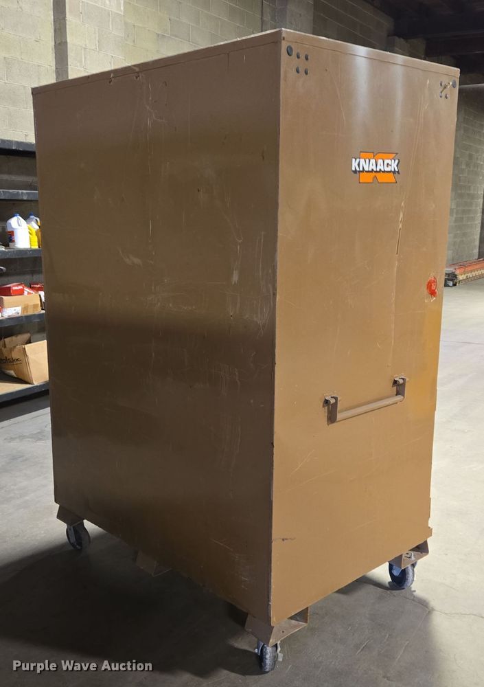 image for item EQ3922 (2) Knaack 119-01 job box 