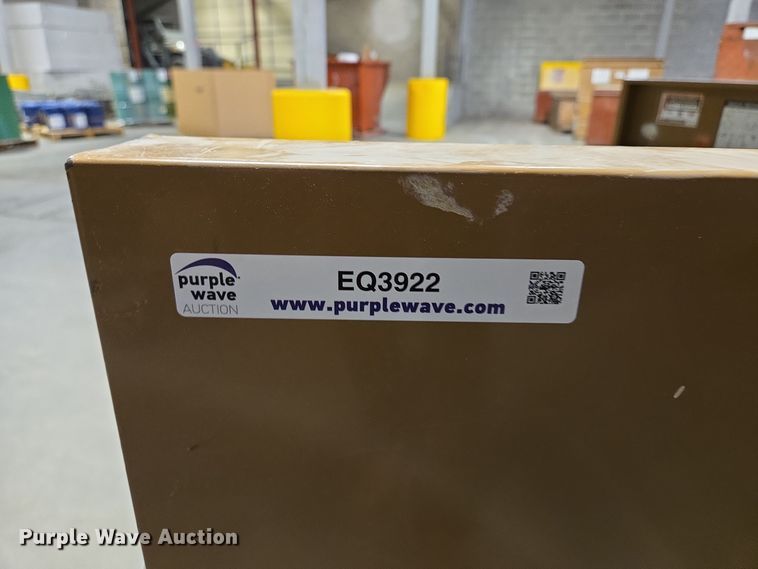 image for item EQ3922 (2) Knaack 119-01 job box 