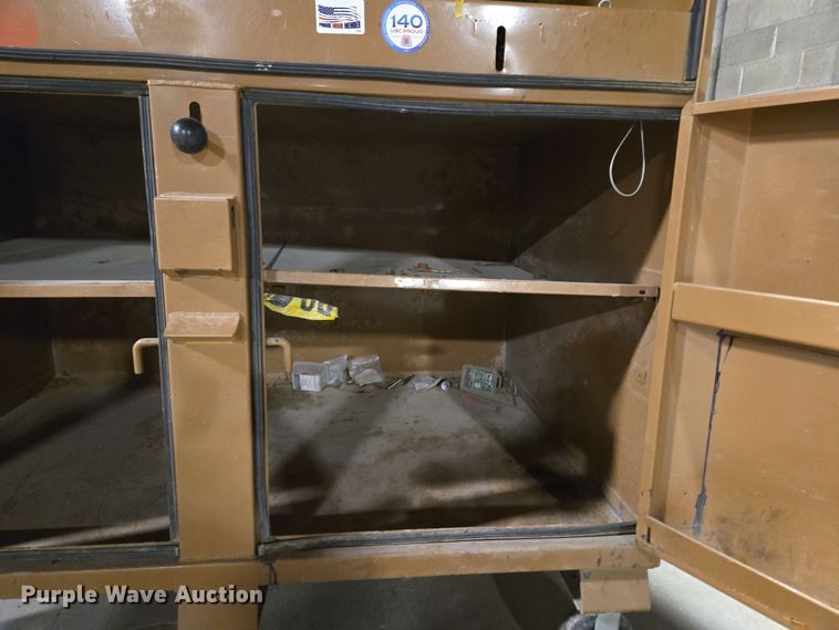 image for item EQ3922 (2) Knaack 119-01 job box 