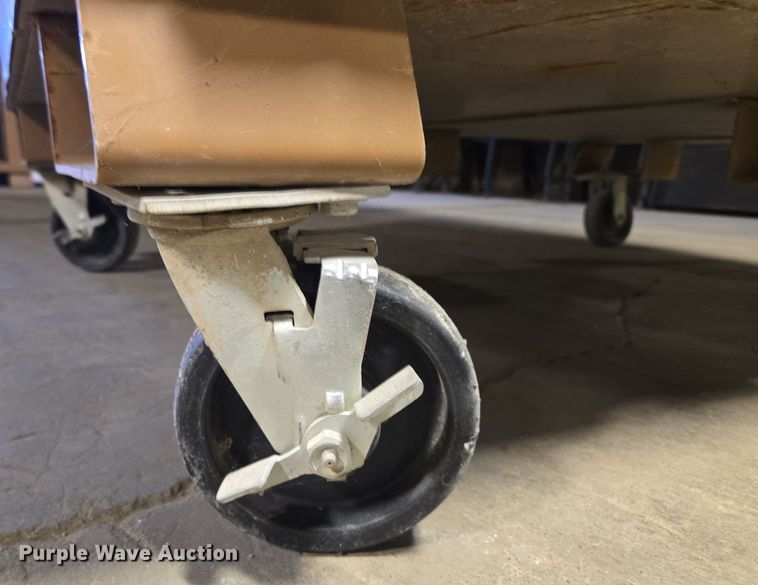 image for item EQ3922 (2) Knaack 119-01 job box 