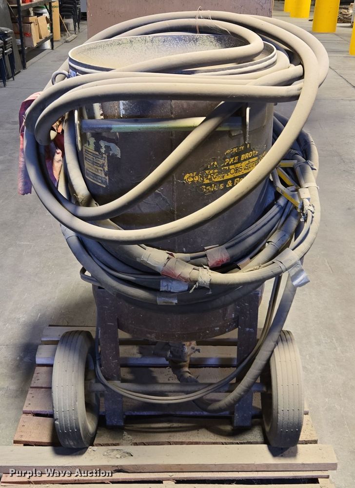 image for item EQ3924 Empire  Super-650-6P sand blaster