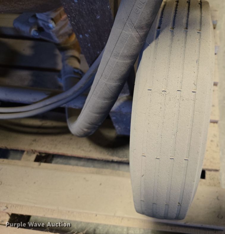 image for item EQ3924 Empire  Super-650-6P sand blaster