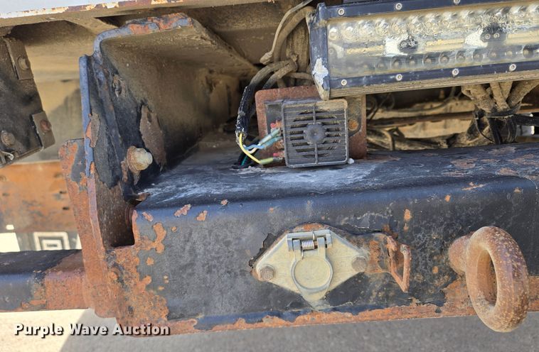 image for item EQ3932 2017 Ford F550 Super Duty XL bucket truck