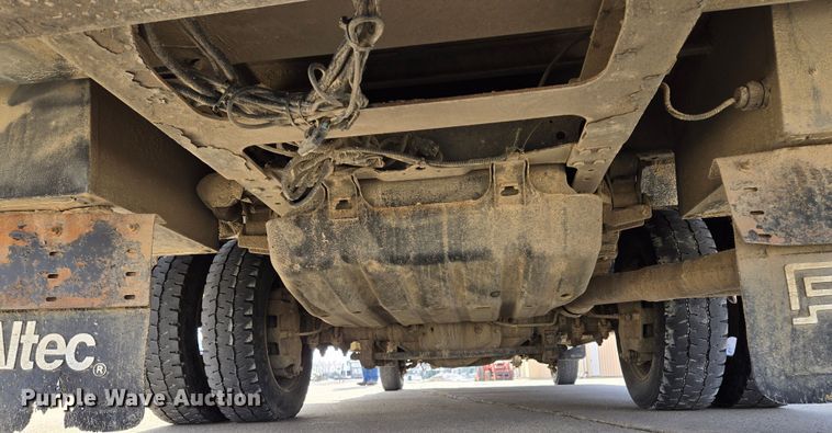 image for item EQ3932 2017 Ford F550 Super Duty XL bucket truck