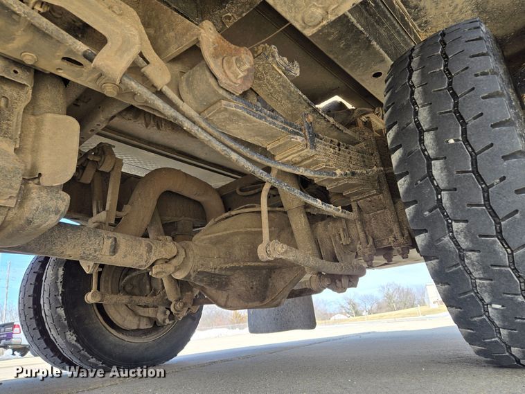 image for item EQ3932 2017 Ford F550 Super Duty XL bucket truck