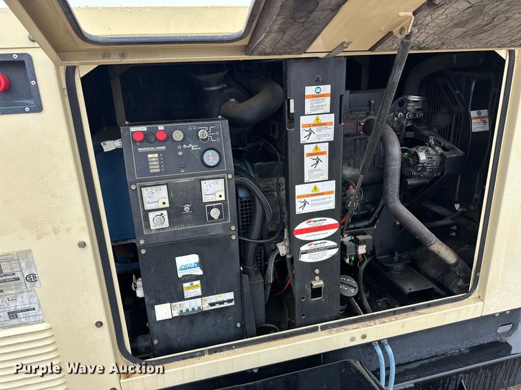 image for item ER4881 2002 Ingersoll Rand G40 generator