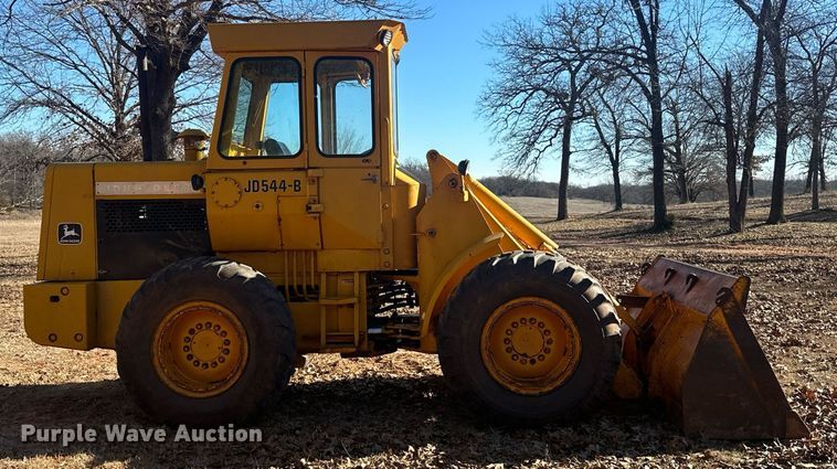 image for item ER4927 1981 John Deere 544-B wheel loader