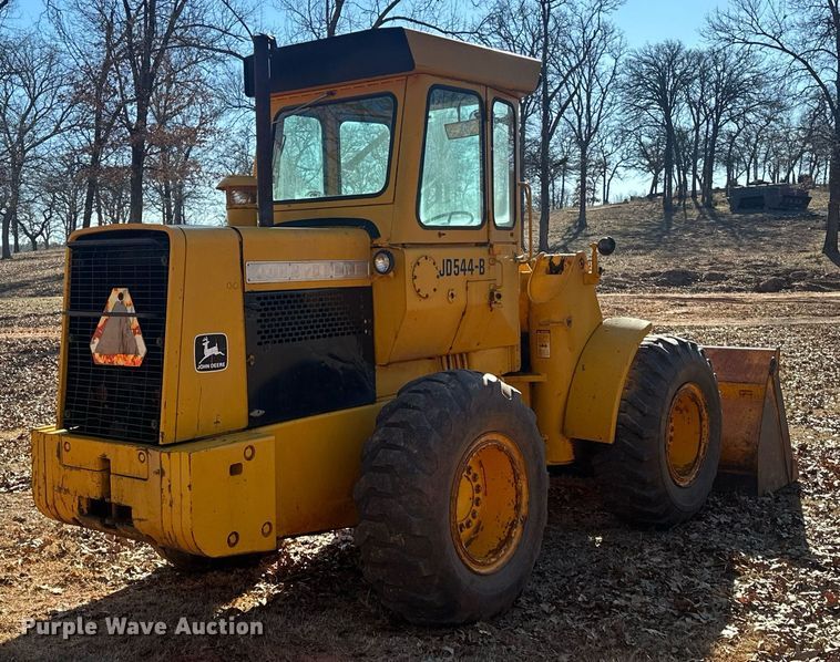image for item ER4927 1981 John Deere 544-B wheel loader