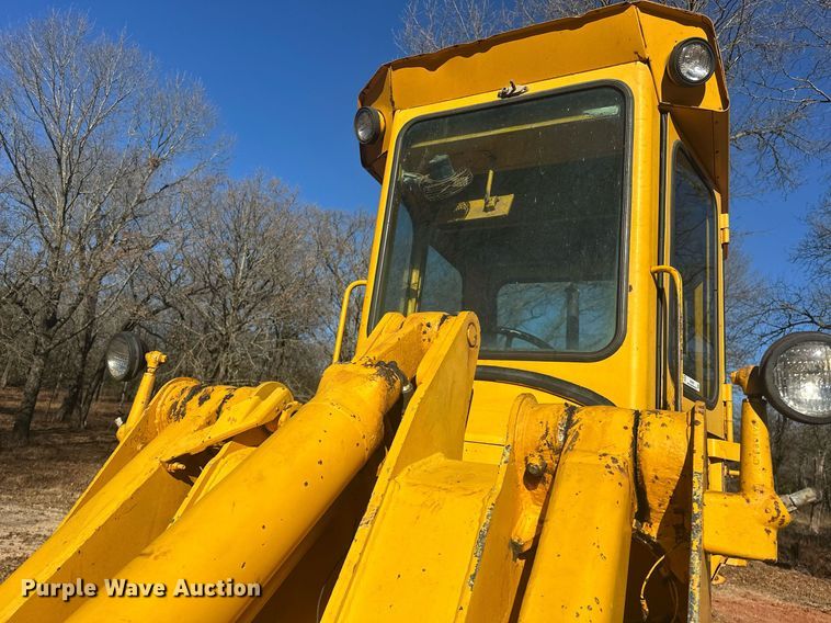 image for item ER4927 1981 John Deere 544-B wheel loader