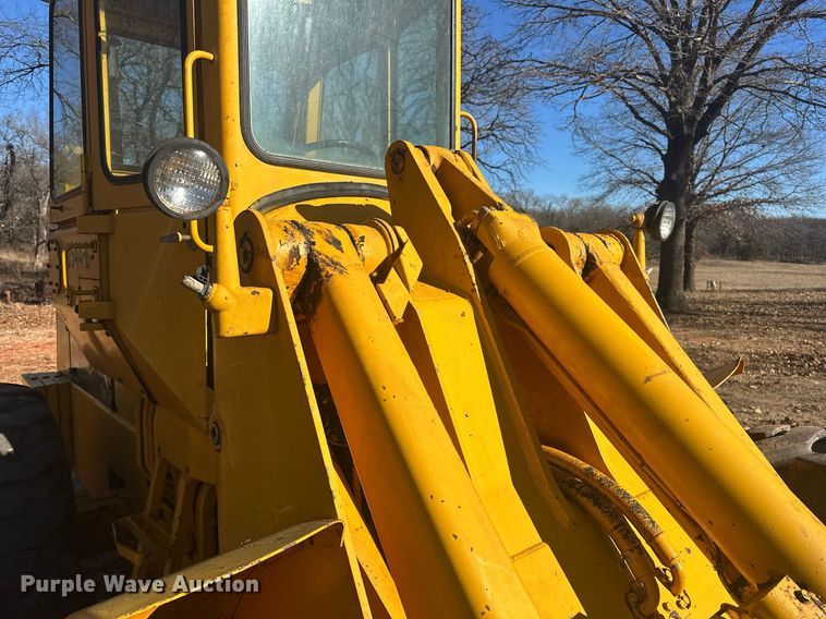 image for item ER4927 1981 John Deere 544-B wheel loader