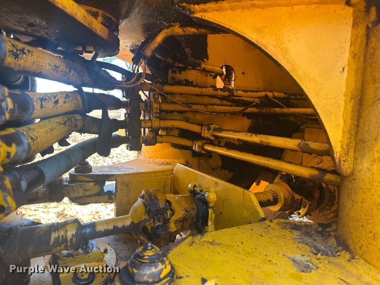 image for item ER4927 1981 John Deere 544-B wheel loader