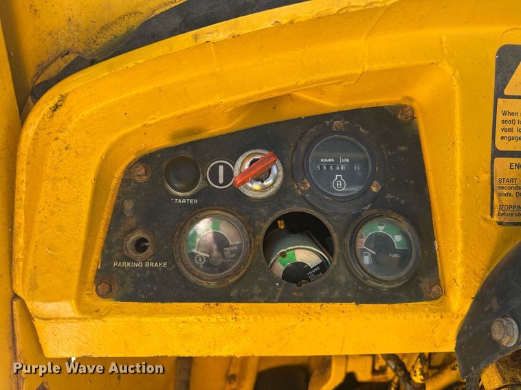 image for item ER4927 1981 John Deere 544-B wheel loader