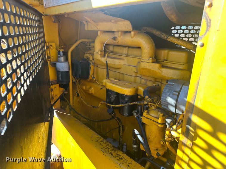 image for item ER4927 1981 John Deere 544-B wheel loader