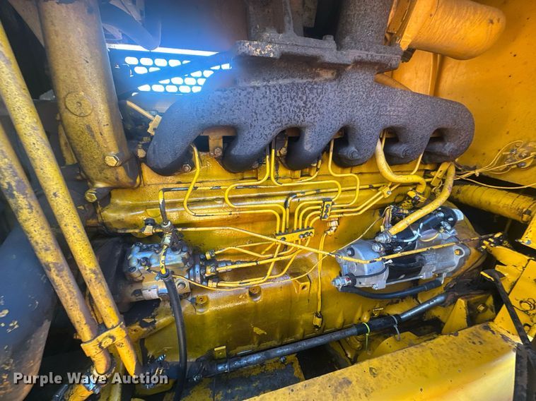 image for item ER4927 1981 John Deere 544-B wheel loader