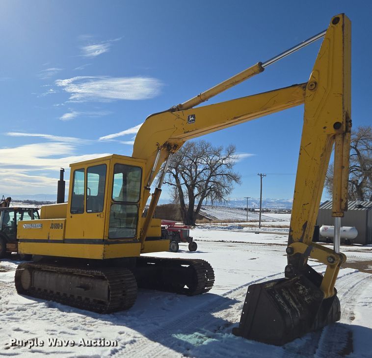 image for item ER5119 1979 John Deere 690B excavator