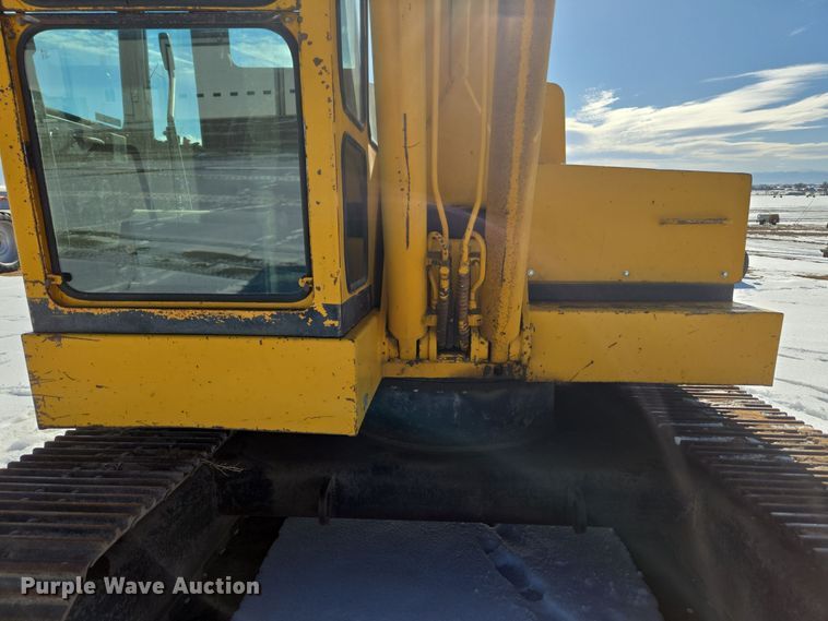 image for item ER5119 1979 John Deere 690B excavator