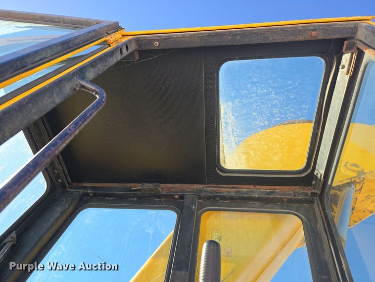 image for item ER5119 1979 John Deere 690B excavator