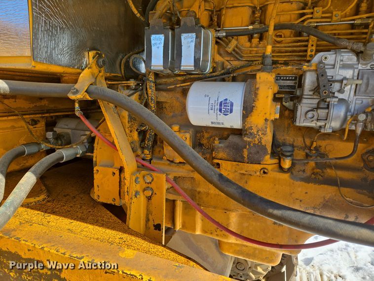 image for item ER5119 1979 John Deere 690B excavator