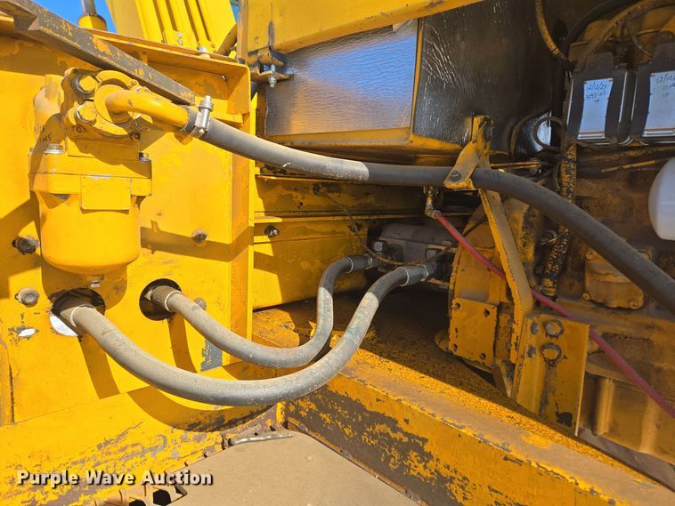 image for item ER5119 1979 John Deere 690B excavator