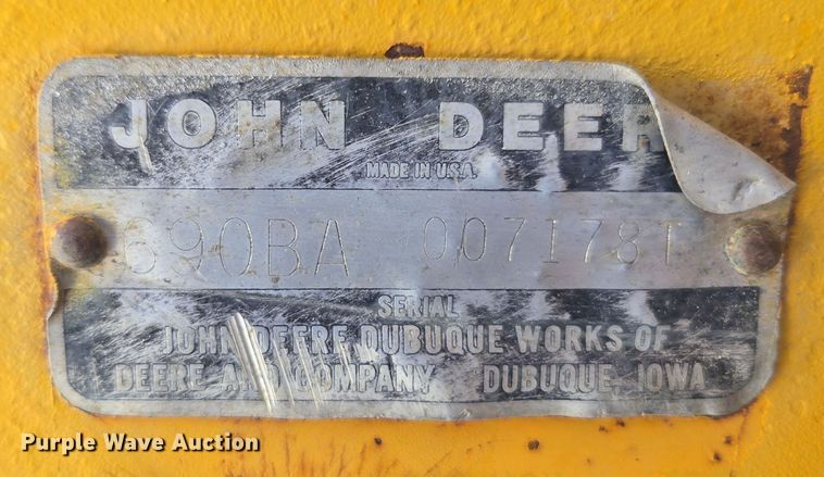 image for item ER5119 1979 John Deere 690B excavator