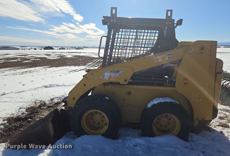 image for item ER5123 2013 Caterpillar 236B3 skid steer loader
