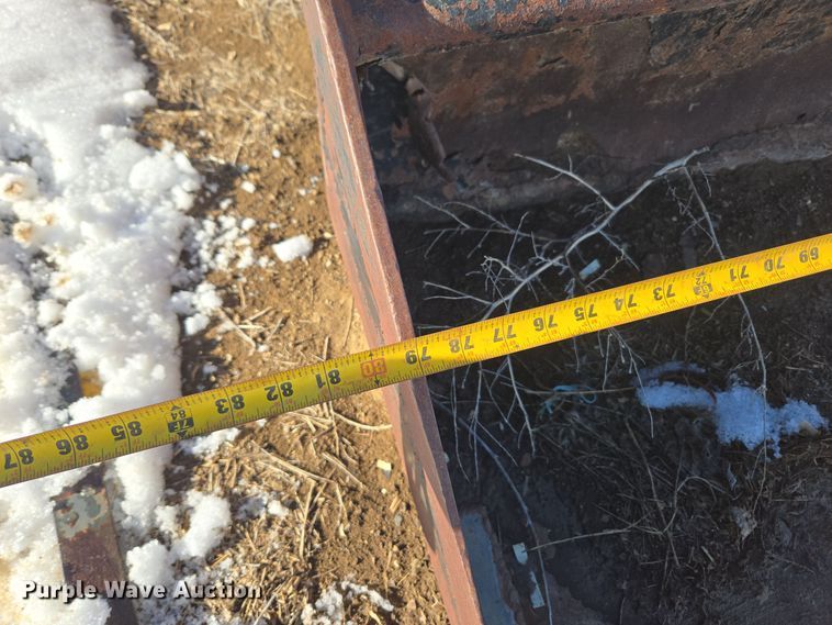 image for item ER5123 2013 Caterpillar 236B3 skid steer loader