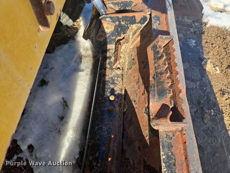 image for item ER5123 2013 Caterpillar 236B3 skid steer loader