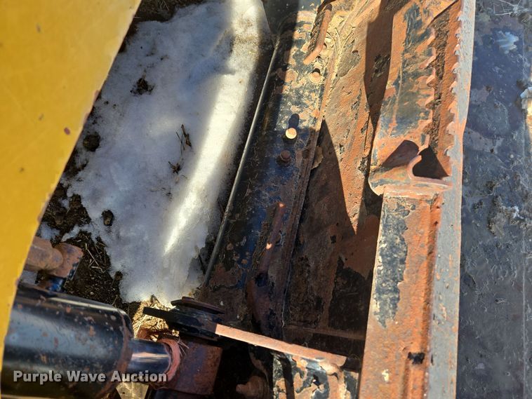 image for item ER5123 2013 Caterpillar 236B3 skid steer loader